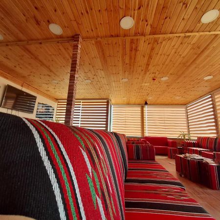 Petra Cabin Inn Hostel&Resturant Vádi Músza Kültér fotó