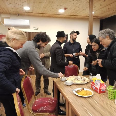 Petra Cabin Inn Hostel&Resturant Vádi Músza Kültér fotó